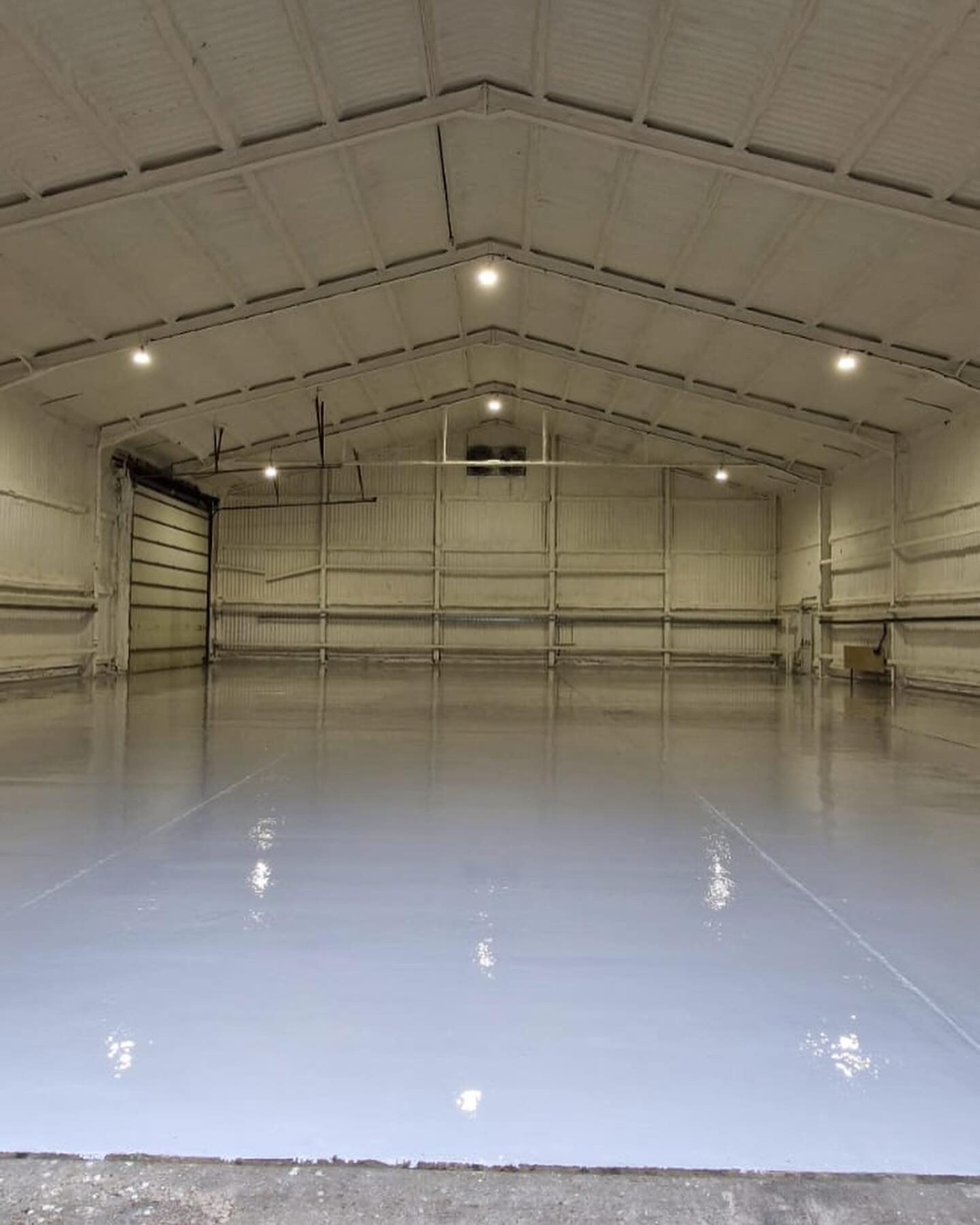 Industrial cold room floor finish